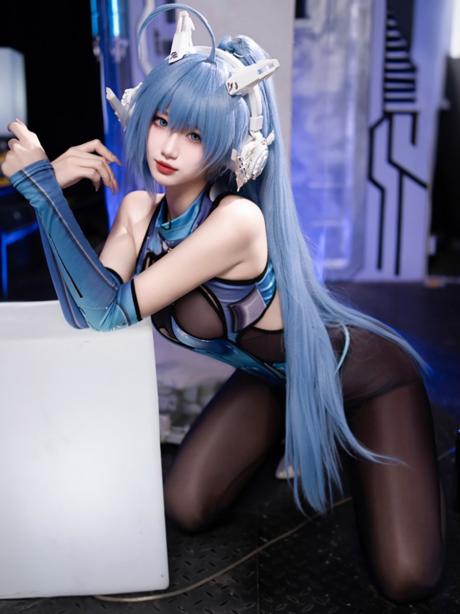 Sexy Crotchless Bodysuit Set